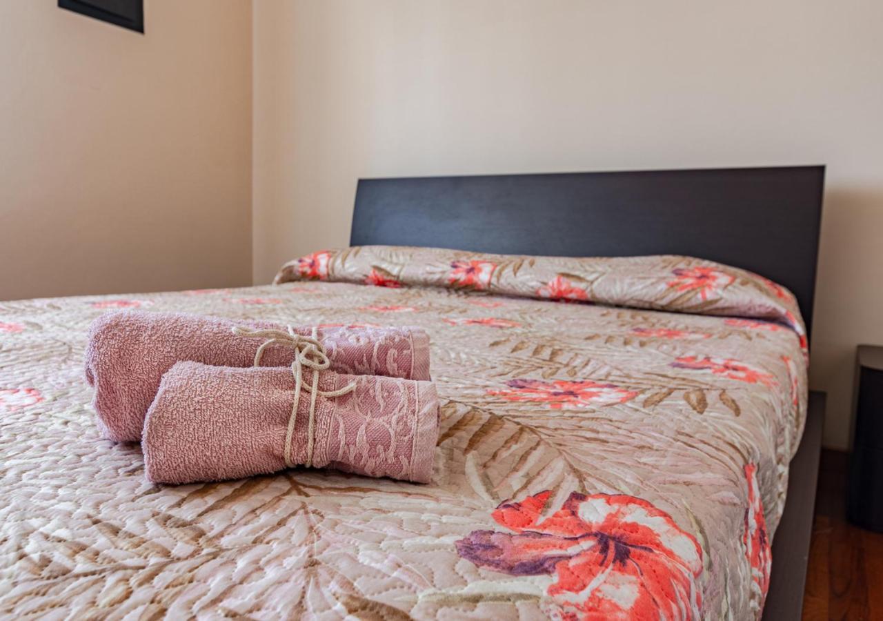 Luxury House Near Train Station Apartment Livorno Bagian luar foto